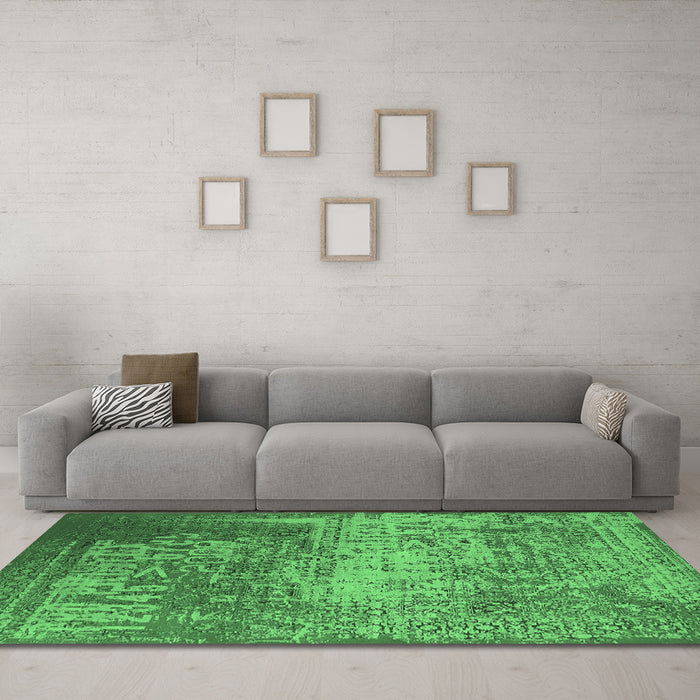 Machine Washable Oriental Emerald Green Industrial Area Rugs in a Living Room,, wshurb1775emgrn