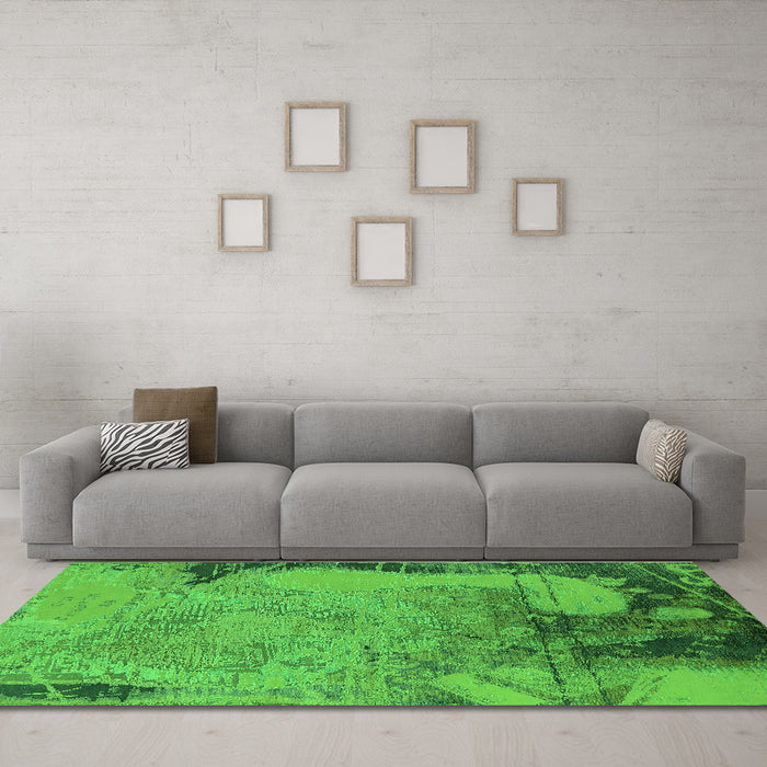 Machine Washable Oriental Green Industrial Area Rugs in a Living Room,, wshurb1776grn