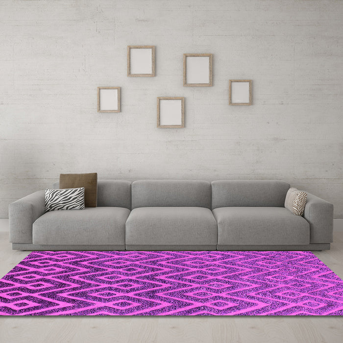 Machine Washable Oriental Pink Industrial Rug in a Living Room, wshurb1784pnk