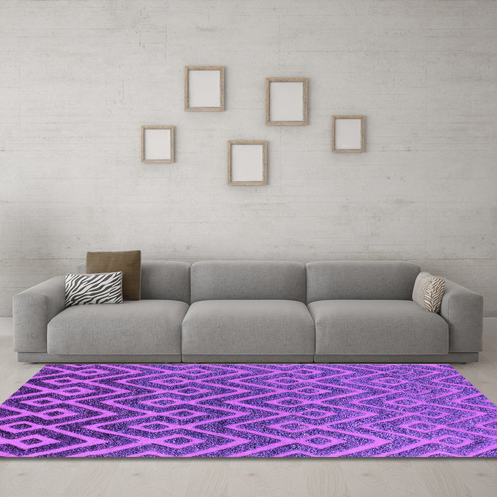 Machine Washable Oriental Purple Industrial Area Rugs in a Living Room, wshurb1784pur