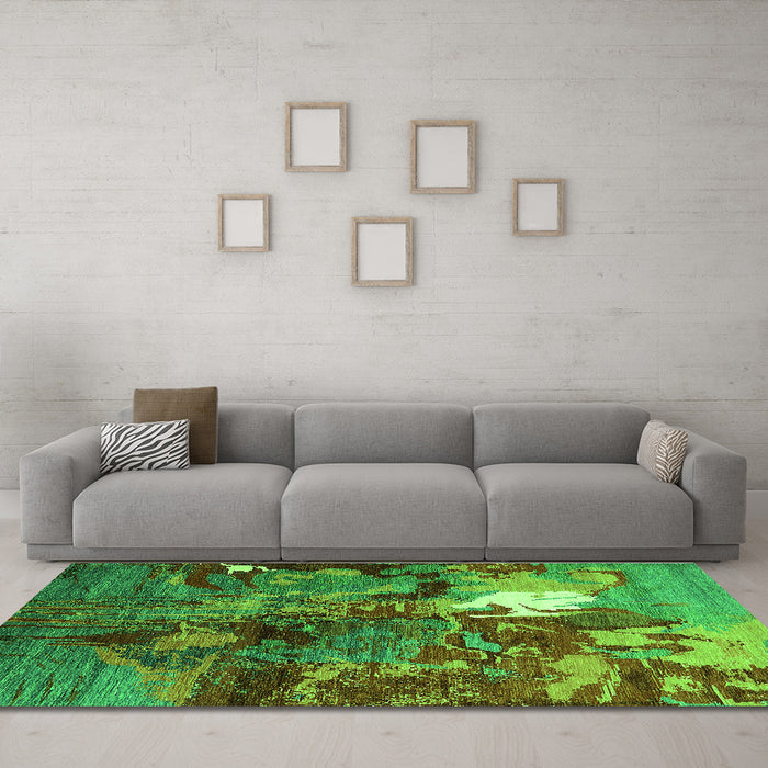 Machine Washable Oriental Green Industrial Area Rugs in a Living Room,, wshurb1788grn