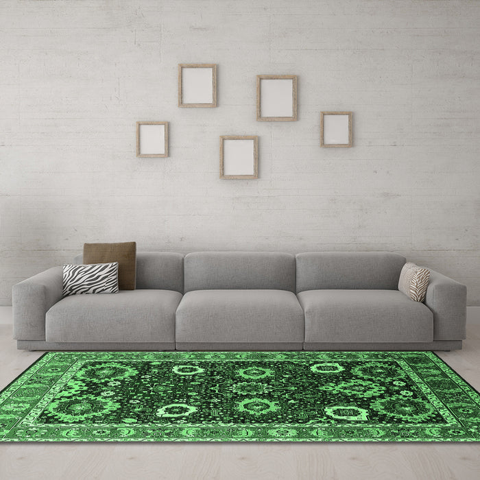 Machine Washable Oriental Emerald Green Industrial Area Rugs in a Living Room,, wshurb1790emgrn