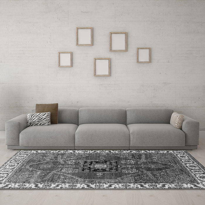 Machine Washable Oriental Gray Industrial Rug in a Living Room,, wshurb1798gry