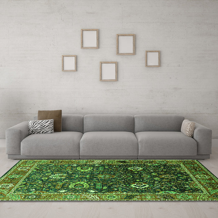 Machine Washable Oriental Green Industrial Area Rugs in a Living Room,, wshurb1799grn