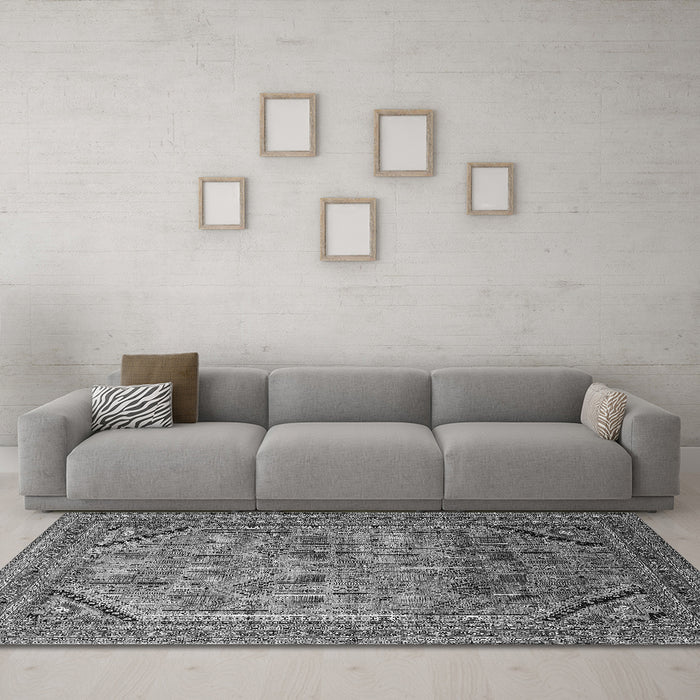 Machine Washable Oriental Gray Industrial Rug in a Living Room,, wshurb1802gry