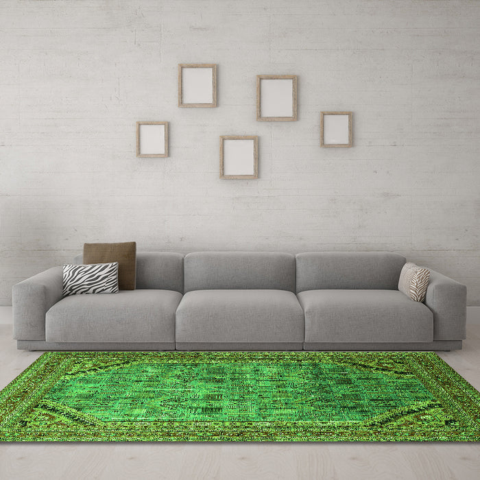 Machine Washable Oriental Green Industrial Area Rugs in a Living Room,, wshurb1802grn