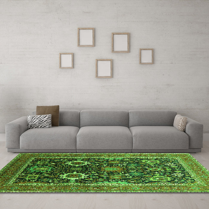 Machine Washable Oriental Green Industrial Area Rugs in a Living Room,, wshurb1803grn
