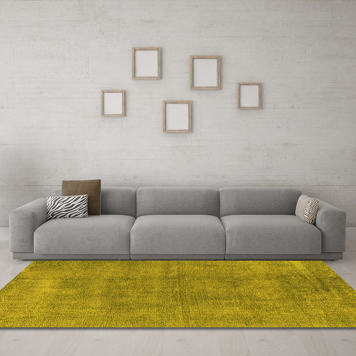 Machine Washable Oriental Yellow Industrial Rug in a Living Room, wshurb1806yw