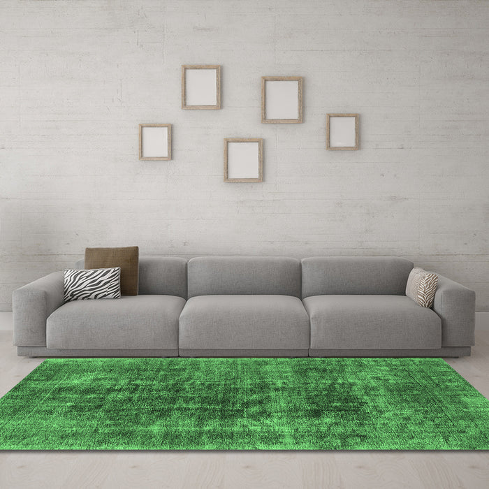Machine Washable Oriental Emerald Green Industrial Area Rugs in a Living Room,, wshurb1808emgrn