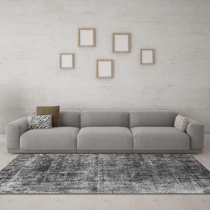 Machine Washable Oriental Gray Industrial Rug in a Living Room,, wshurb1810gry