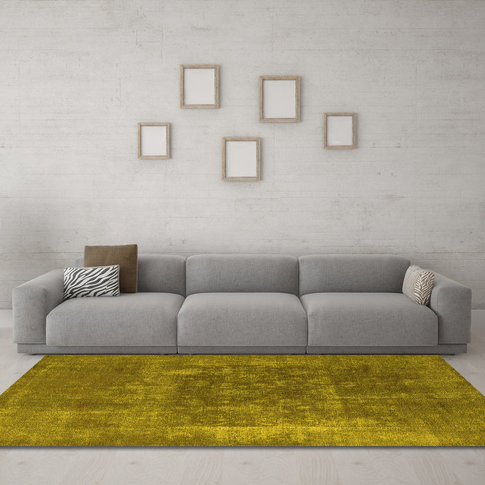 Machine Washable Oriental Yellow Industrial Rug in a Living Room, wshurb1813yw