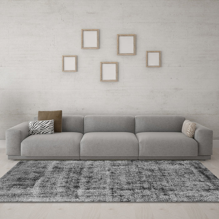 Machine Washable Oriental Gray Industrial Rug in a Living Room,, wshurb1815gry