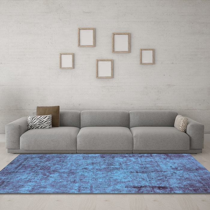 Machine Washable Oriental Light Blue Industrial Rug in a Living Room, wshurb1817lblu