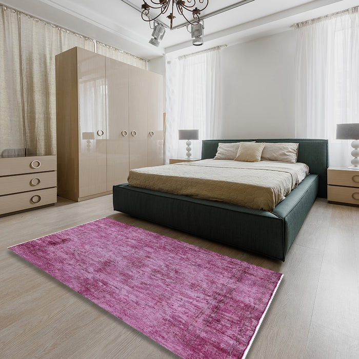 Mid-Century Modern Deep Mauve Purple Oriental Rug in a Bedroom, urb1817