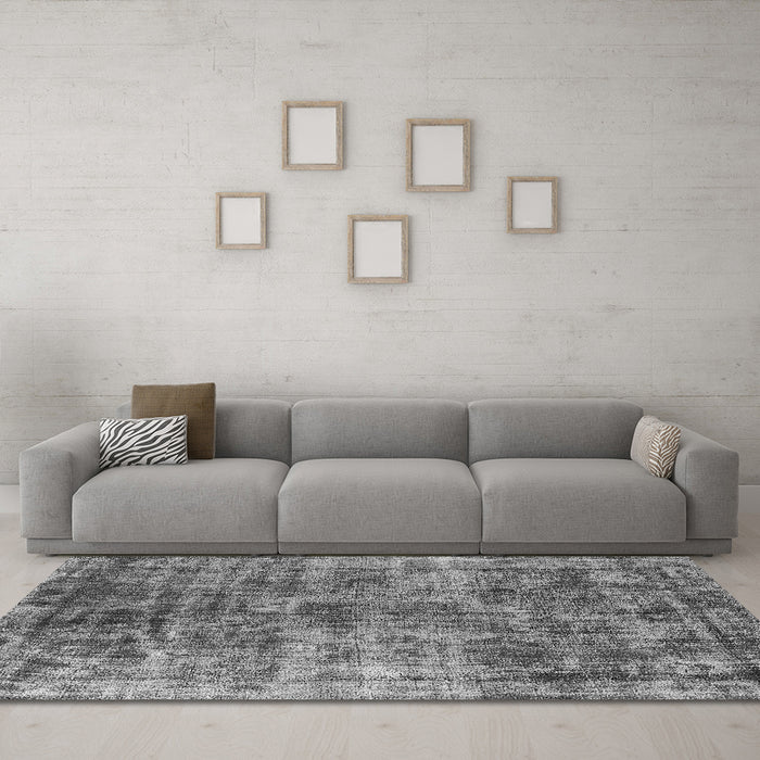 Machine Washable Oriental Gray Industrial Rug in a Living Room,, wshurb1818gry