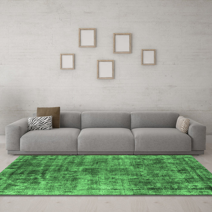 Machine Washable Oriental Emerald Green Industrial Area Rugs in a Living Room,, wshurb1818emgrn