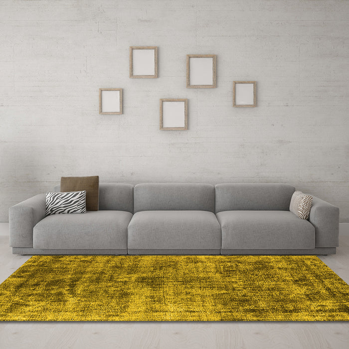 Machine Washable Oriental Yellow Industrial Rug in a Living Room, wshurb1818yw