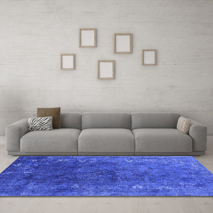 Machine Washable Oriental Blue Industrial Rug in a Living Room, wshurb1824blu