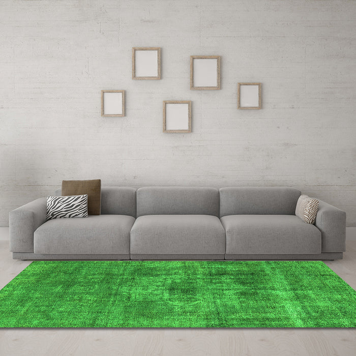 Machine Washable Oriental Green Industrial Area Rugs in a Living Room,, wshurb1836grn
