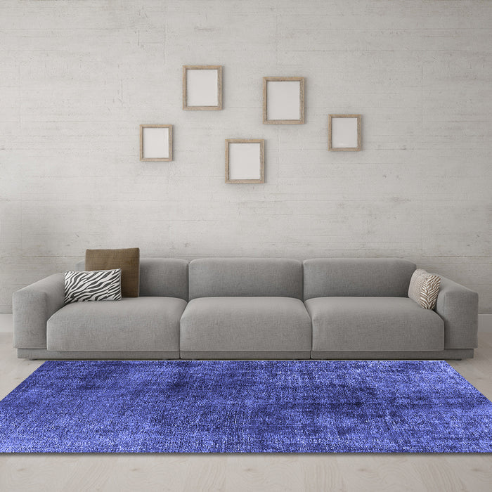 Machine Washable Oriental Blue Industrial Rug in a Living Room, wshurb1837blu