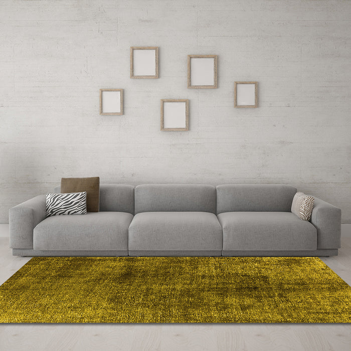 Machine Washable Oriental Yellow Industrial Rug in a Living Room, wshurb1837yw