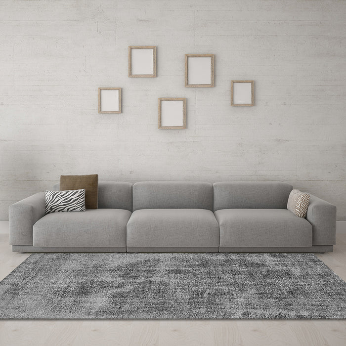 Machine Washable Oriental Gray Industrial Rug in a Living Room,, wshurb1838gry