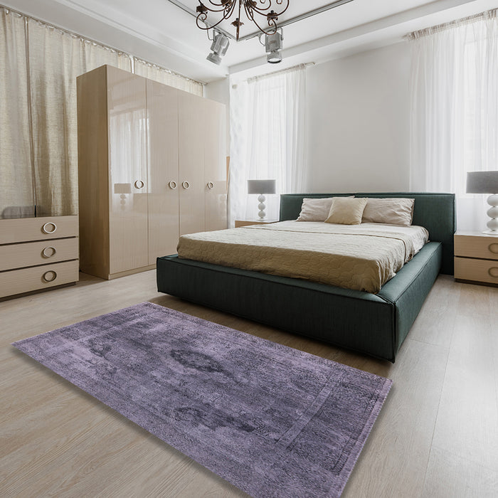 Machine Washable Industrial Modern Grape Purple Rug in a Bedroom, wshurb1839