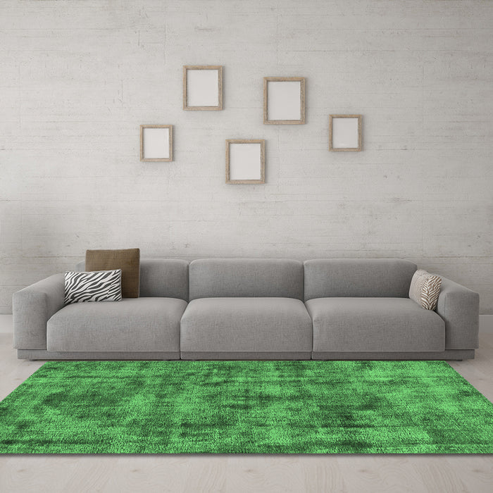 Machine Washable Oriental Emerald Green Industrial Area Rugs in a Living Room,, wshurb1841emgrn