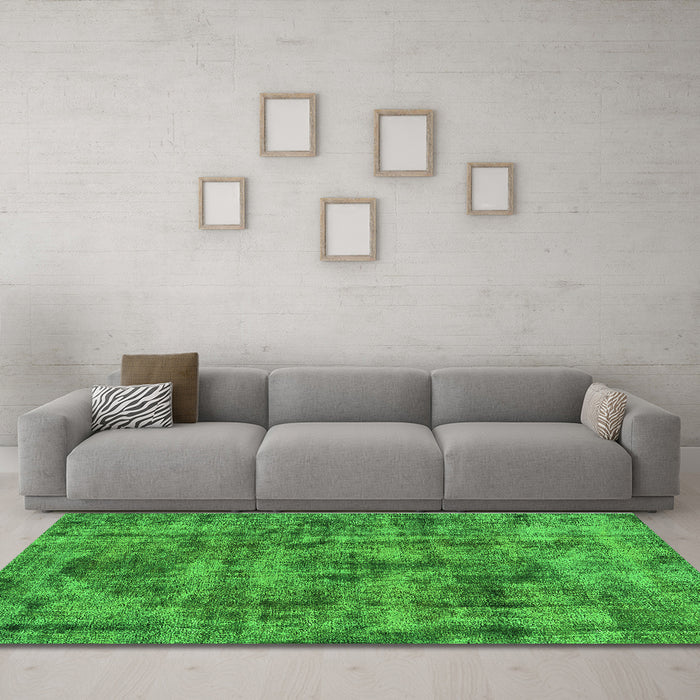 Machine Washable Oriental Green Industrial Area Rugs in a Living Room,, wshurb1841grn