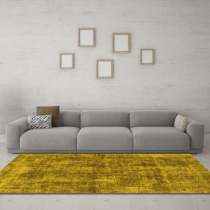 Machine Washable Oriental Yellow Industrial Rug in a Living Room, wshurb1844yw