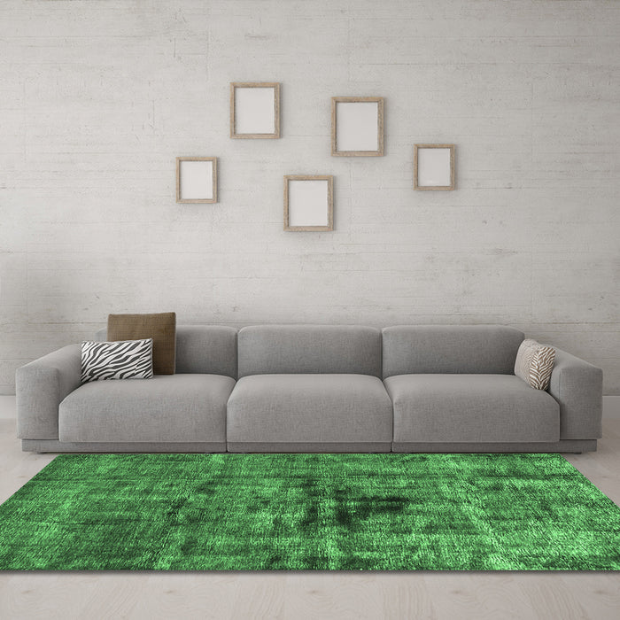 Machine Washable Oriental Emerald Green Industrial Area Rugs in a Living Room,, wshurb1851emgrn
