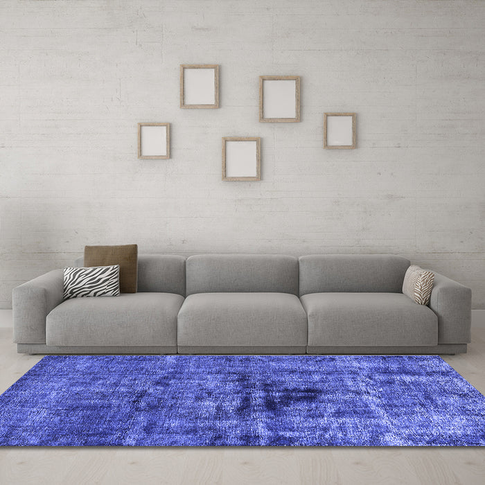 Machine Washable Oriental Blue Industrial Rug in a Living Room, wshurb1851blu