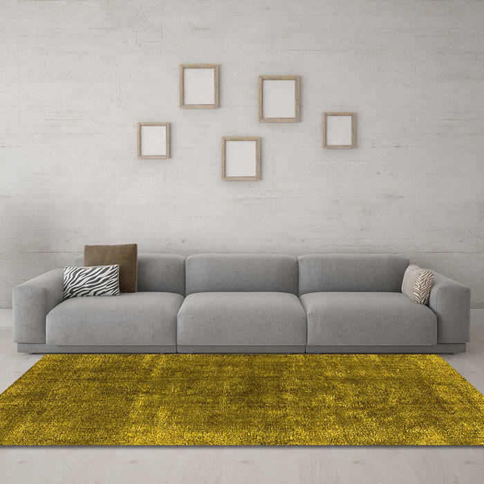 Machine Washable Oriental Yellow Industrial Rug in a Living Room, wshurb1852yw