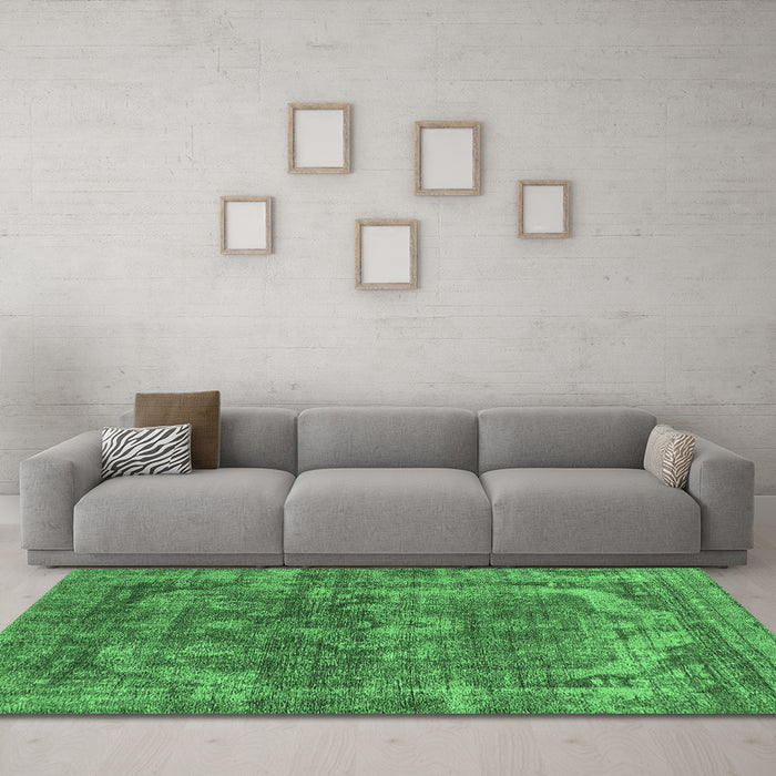 Machine Washable Oriental Emerald Green Industrial Area Rugs in a Living Room,, wshurb1854emgrn