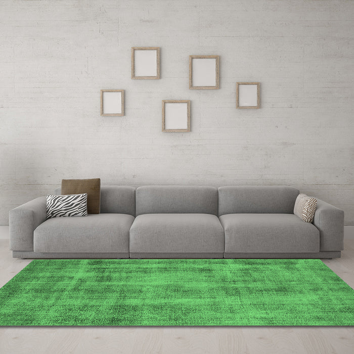 Machine Washable Oriental Emerald Green Industrial Area Rugs in a Living Room,, wshurb1855emgrn