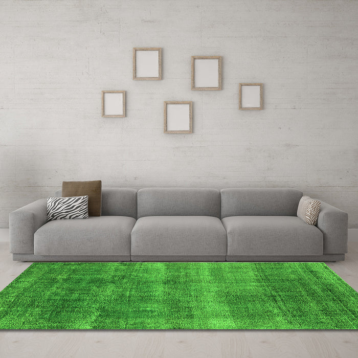 Machine Washable Oriental Green Industrial Area Rugs in a Living Room,, wshurb1859grn