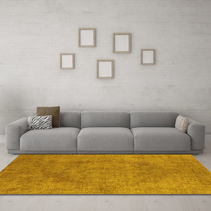 Machine Washable Oriental Yellow Industrial Rug in a Living Room, wshurb1861yw
