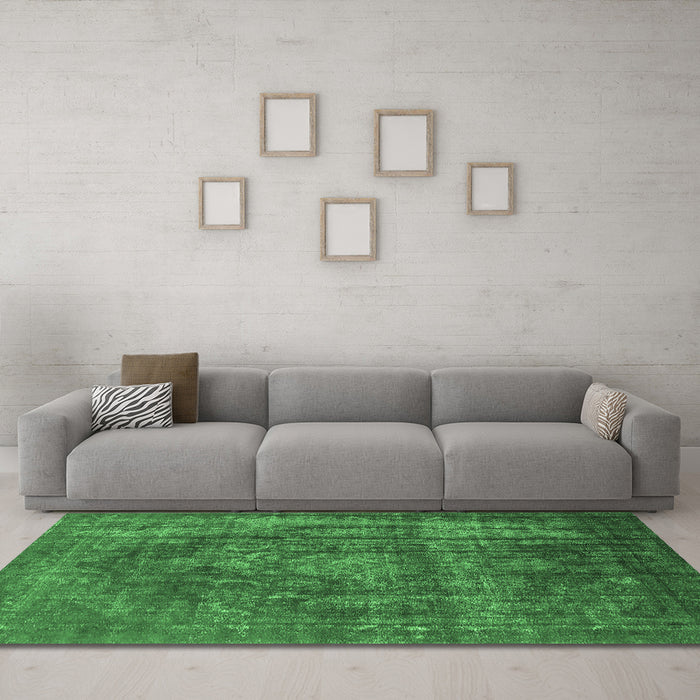 Machine Washable Oriental Emerald Green Industrial Area Rugs in a Living Room,, wshurb1863emgrn