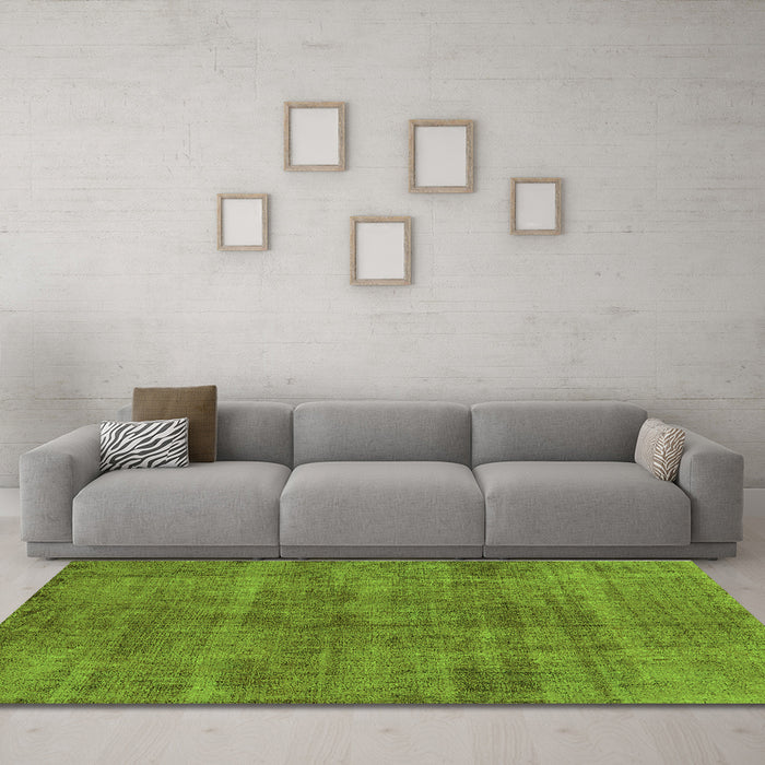 Machine Washable Oriental Green Industrial Area Rugs in a Living Room,, wshurb1864grn
