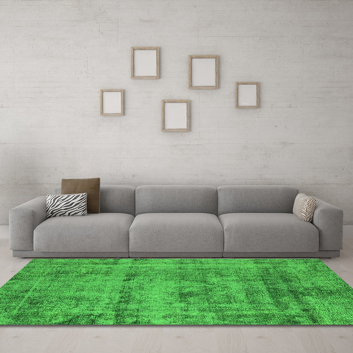 Machine Washable Oriental Green Industrial Area Rugs in a Living Room,, wshurb1866grn