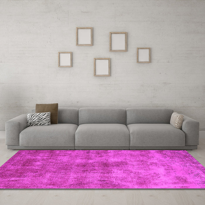 Machine Washable Oriental Pink Industrial Rug in a Living Room, wshurb1867pnk