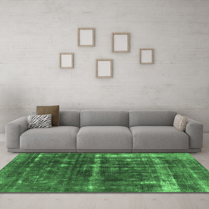 Machine Washable Oriental Emerald Green Industrial Area Rugs in a Living Room,, wshurb1869emgrn