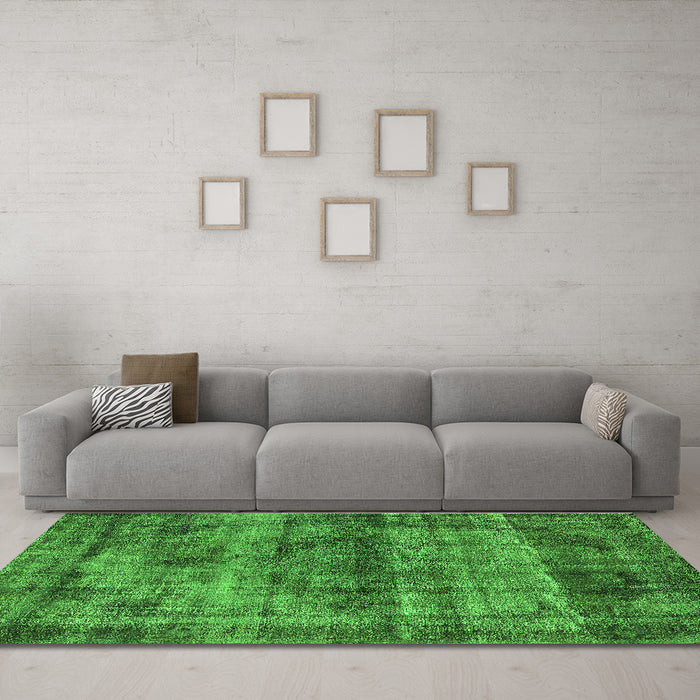Machine Washable Oriental Green Industrial Area Rugs in a Living Room,, wshurb1870grn