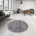 Round Machine Washable Industrial Modern Cloudy Gray Rug in a Office, wshurb1873