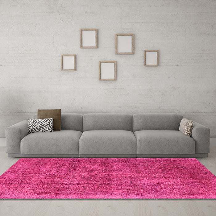 Machine Washable Oriental Pink Industrial Rug in a Living Room, wshurb1876pnk