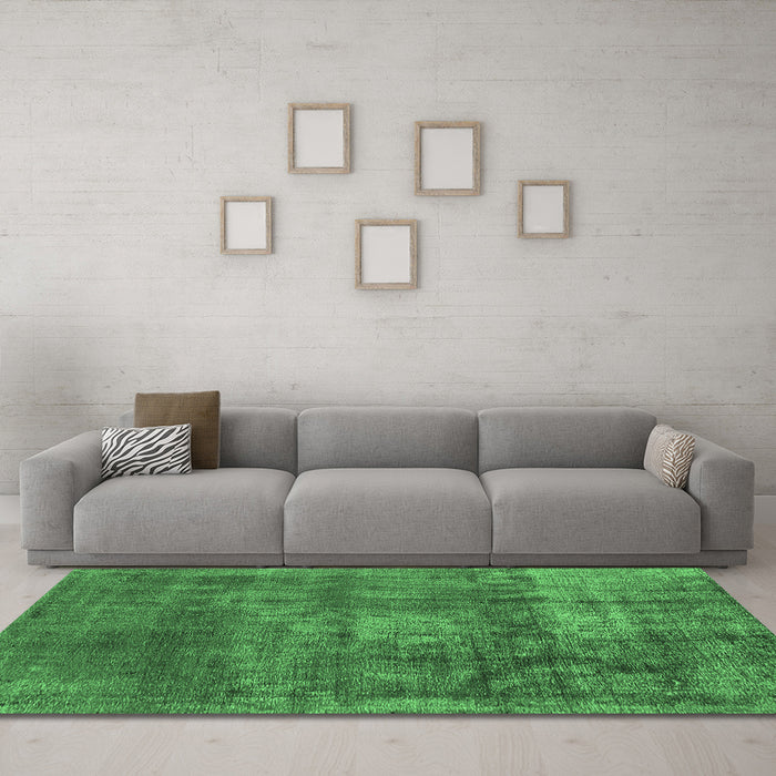 Machine Washable Oriental Emerald Green Industrial Area Rugs in a Living Room,, wshurb1877emgrn