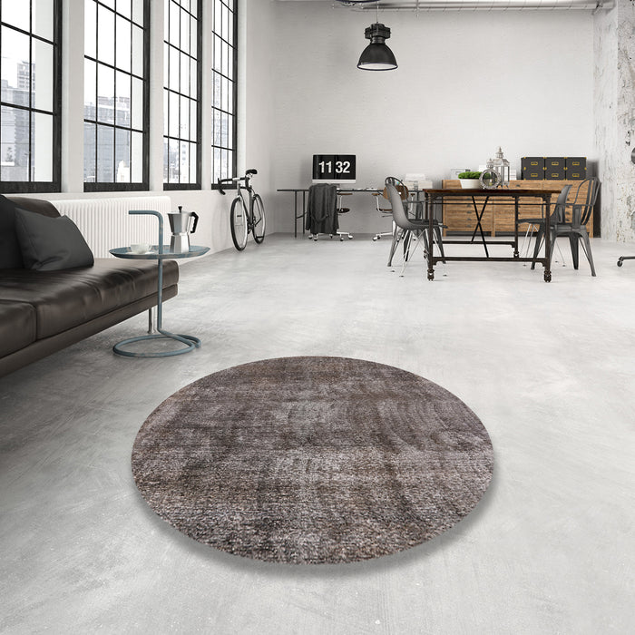 Round Machine Washable Industrial Modern Coffee Brown Rug in a Office, wshurb1877