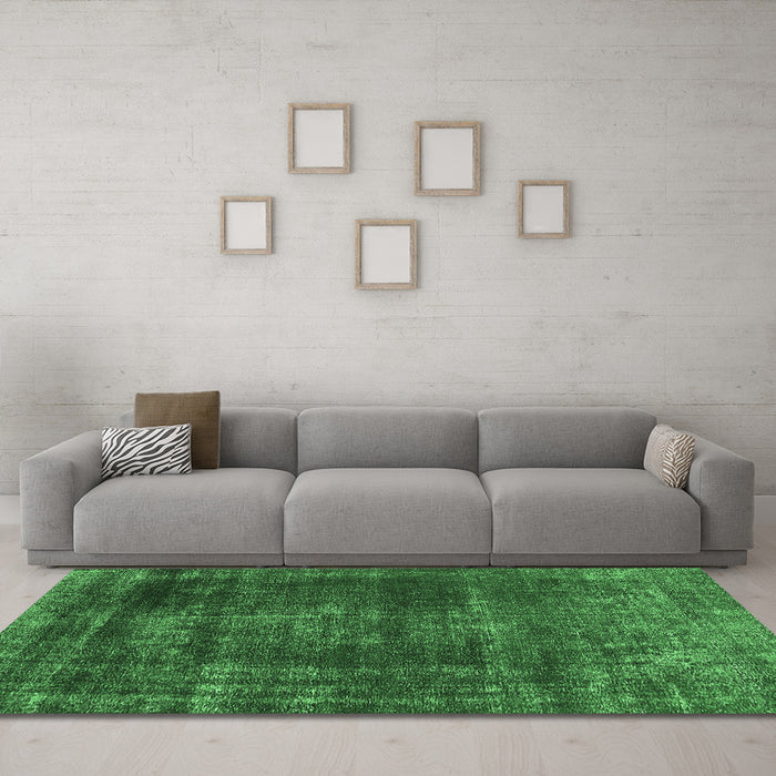Machine Washable Oriental Emerald Green Industrial Area Rugs in a Living Room,, wshurb1879emgrn