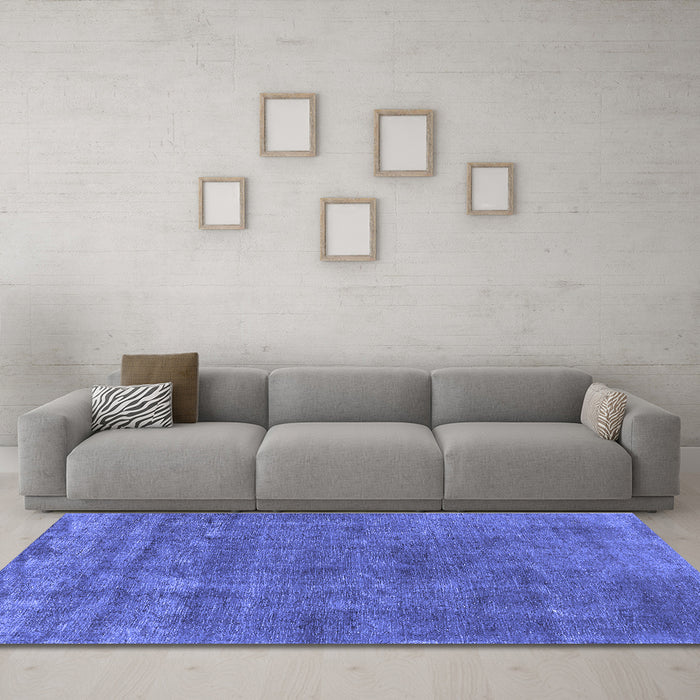 Machine Washable Oriental Blue Industrial Rug in a Living Room, wshurb1880blu