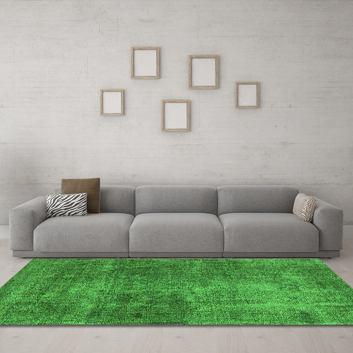 Machine Washable Oriental Green Industrial Area Rugs in a Living Room,, wshurb1881grn